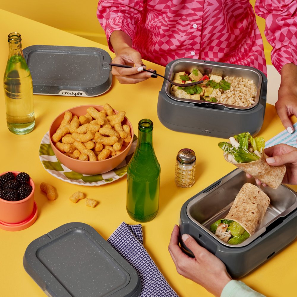 crock-pot-go-portable-food-warmer-electric-lunch-box-with-detachable-cord-a3 DC-39029-Crockpot_CPGO-ATF03-nogfx