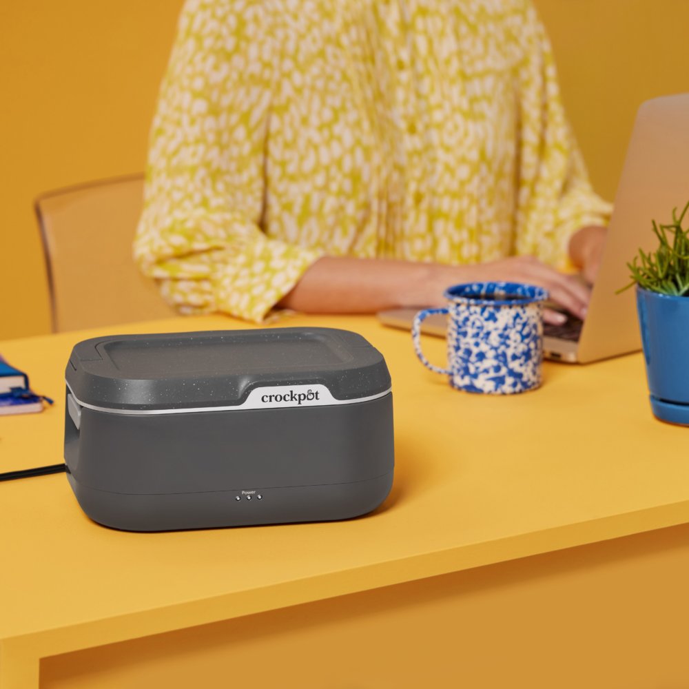 crock-pot-go-portable-food-warmer-electric-lunch-box-with-detachable-cord-a3 DC-39029-Crockpot_CPGO-ATF08-nogfx
